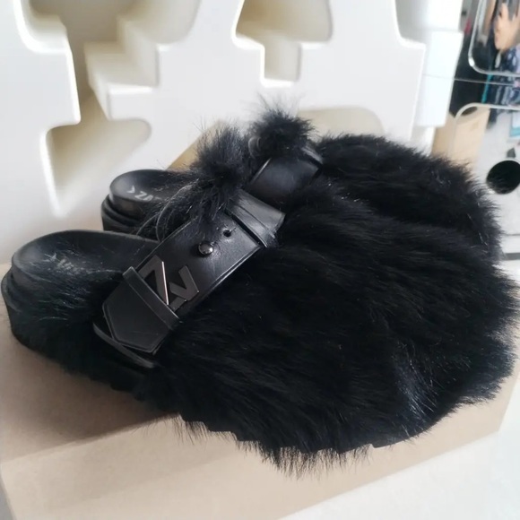 Zadig & Voltaire Alpha Mules Clogs Slides Black -  Size 40 EU, Size 10 US - Picture 1 of 9